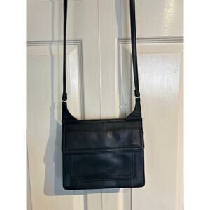 Vintage Fossil Black Leather Crossbody bag